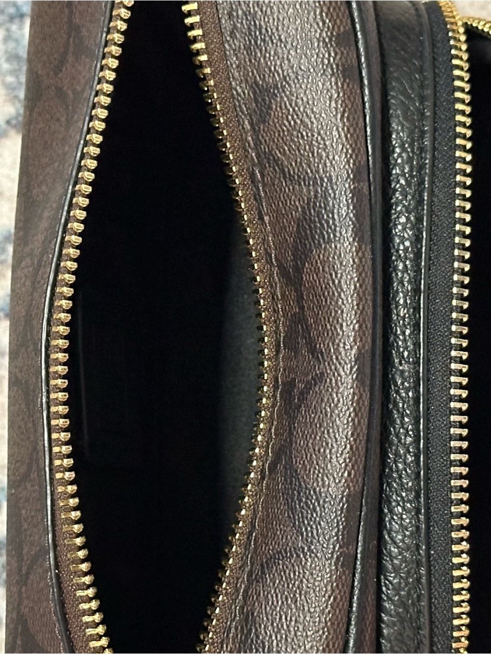 Coach Signature Belt Bag - Picture 4 of 5